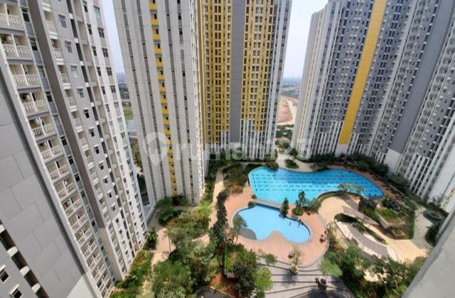 Apartemen Summarecon Bekasi Furnished 3BR Hoek lantai tengah View Kolam Renang 