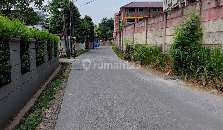 Rumah Asri di Perumahan Taman Pelangi Galaxy Bekasi Strategis 1