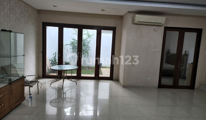 One Gate, Asri, Nyaman, Tenang, Strategis