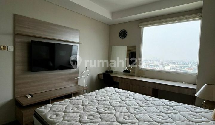 Apartemen 2 Kamar Tidur Sudah Renovasi Furnished