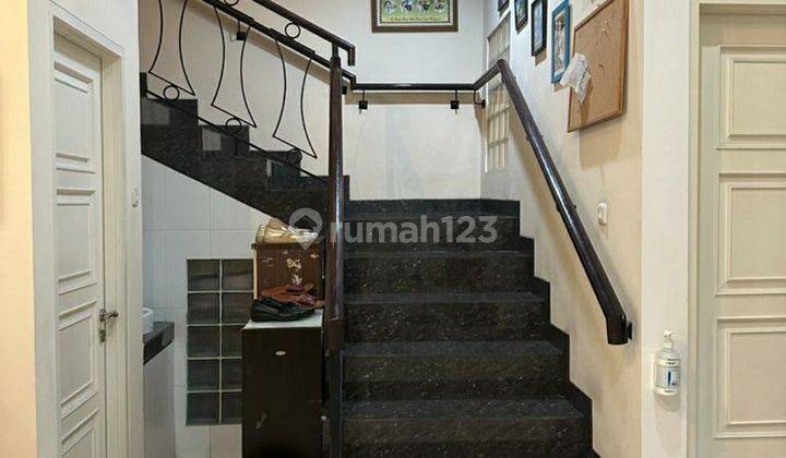 Rumah disewakan , Siap Huni, Dekat Pondok Indah Mall, Lingkungan Tenang 2