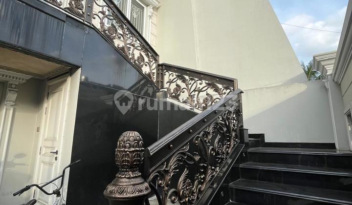 Rumah Classic Modern Siap Huni Bebas Banjir 2