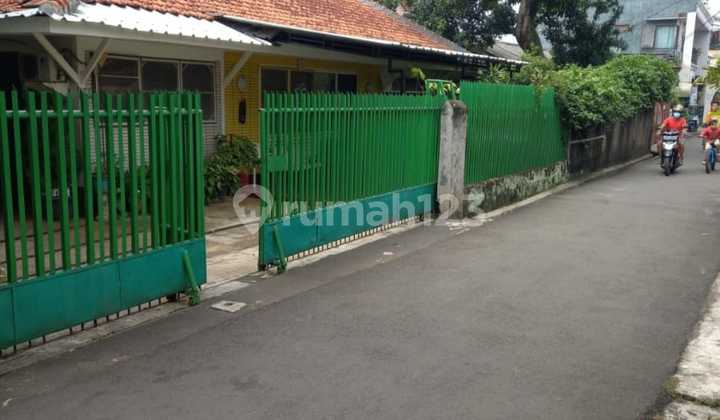 DI JUAL RUMAH TUA HITUNGAN TANAH LUAS TANAH 500 METER² SIAP PAKAI BEBAS BANJIR KEAMANAN AMAN 24 JAM. 1