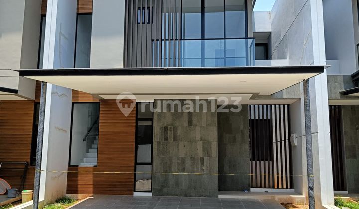 Disewakan Rumah Pik2 8x15 2