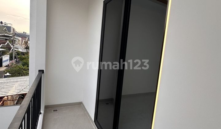 Dijual Rumah Baru Jalan Angsana Tanjung Duren 2.35m 2