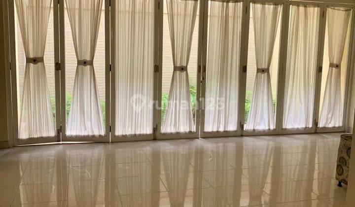 Di sewkan Rumah di Emerald  Sektor 9 Bintaro 2