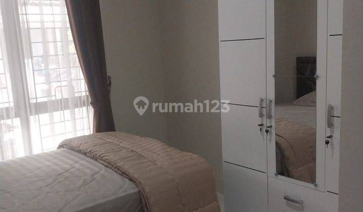 Rumah Full Furnished Di Daerah Discavery Bintaro 2 Lantai 2