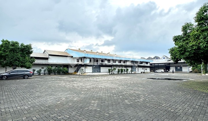 Active Commercial Warehouse 11,786 m² Still Active, Attractive Price, Strategic Location