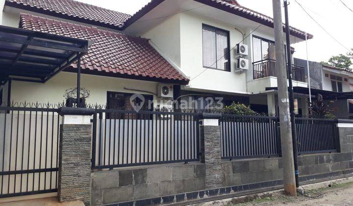 Rumah Modern Sangat Terawat Desain Minimalis di Cinere 1