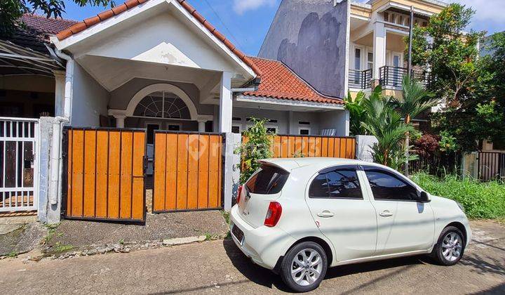 Rumah Modern Minimalis Row Jalan Lebar Dalam Komplek Di Cinere 1