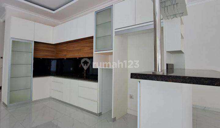 Rumah Brand New Semi Furnished Dekat Mrt di Lebak Bulus 11