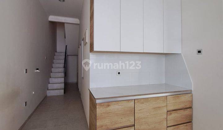 Rumah Brand New Semi Furnished Dekat Mrt di Lebak Bulus 14