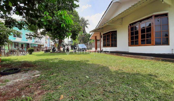 Rumah Hitung Tanah Pinggir Jalan Raya di Ciputat 2