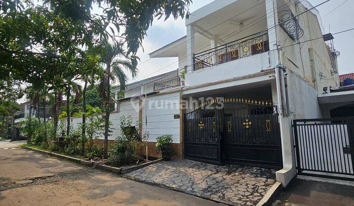 Rumah Modern Super Homey Harga Termurah di Cinere 2