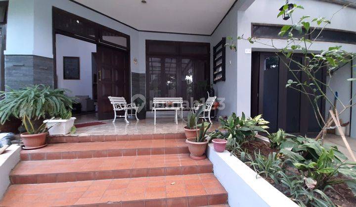 Rumah Minimalis Super Homey Hadap Timur di Cinere 2