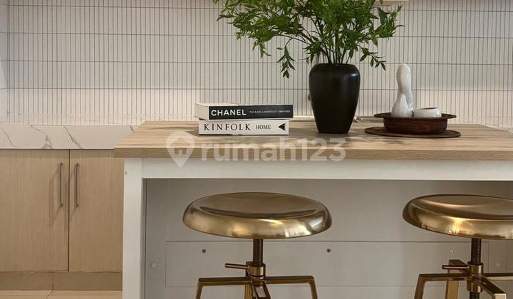 1-Story Semi-Furnished House in Cinere 3+2 Bedrooms, Taman Asri