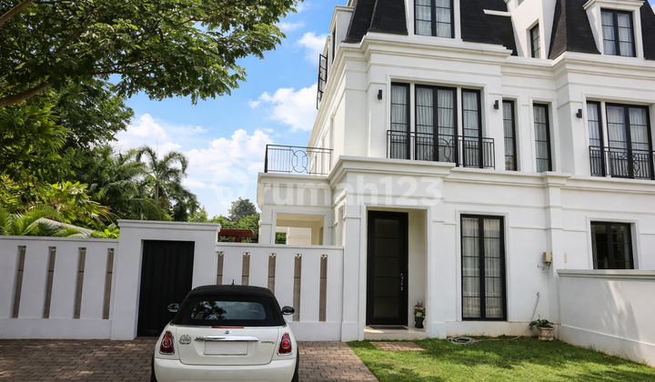 Kemang Dalam Townhouse Mewah Ada Private Pool Lokasi Strategis