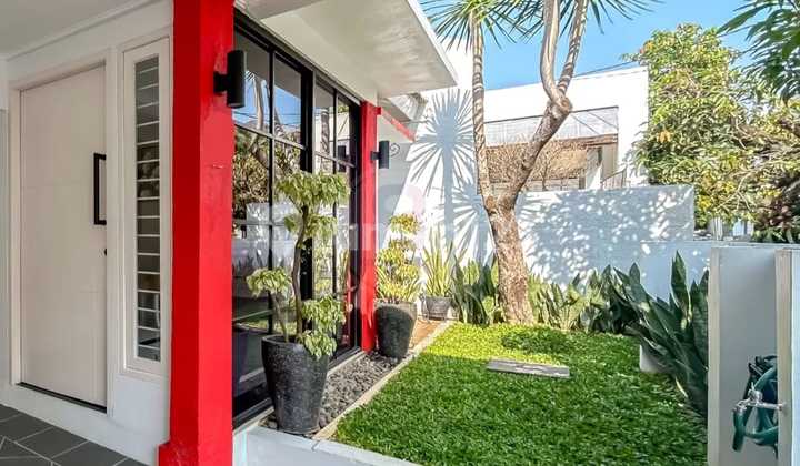 Ready-to-Occupy House in Bintaro Fully Furnished Near Jorr Toll Road