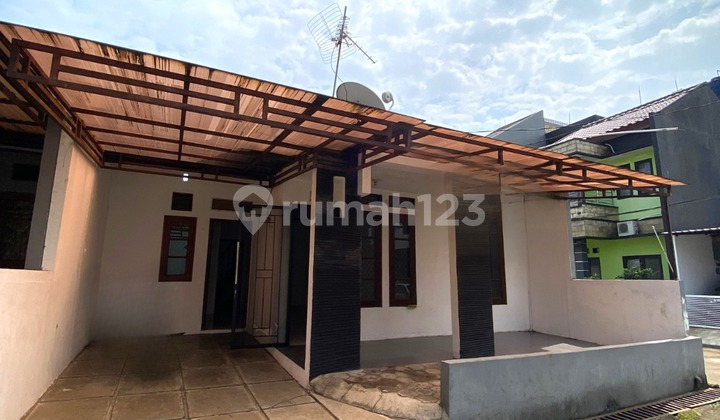 Rumah Siap Huni di Pondok Cabe Posisi Hook Harga Murah Rumah Siap Huni di Pondok Cabe Posisi Hook Harga Murah