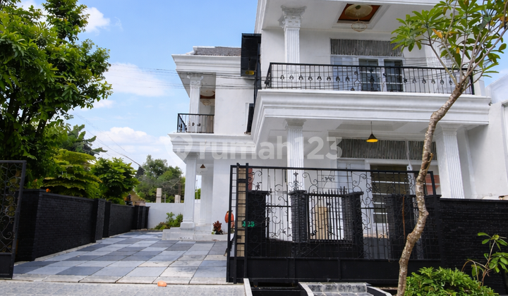 Rumah Brand New Posisi Hoek Siap Huni Dekat Tol Desari