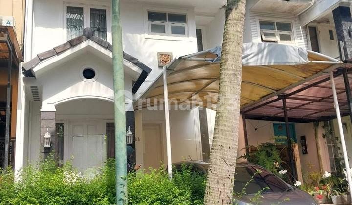Rumah Dalam Townhouse di Lebak Bulus 2 Lantai Dekat MRT