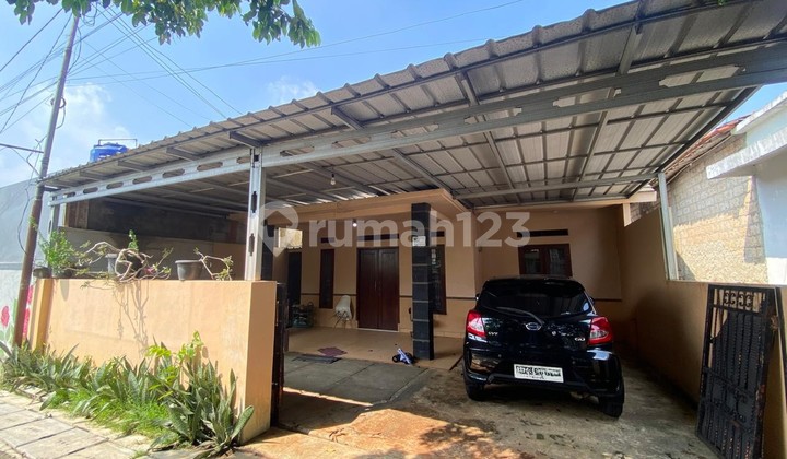 Rumah 1 Lantai Luas Tanah 272 m2 di Sawangan Depok - Dekat ke Tol Rumah 1 Lantai Luas Tanah 272 m2 di Sawangan Depok - Dekat ke Tol