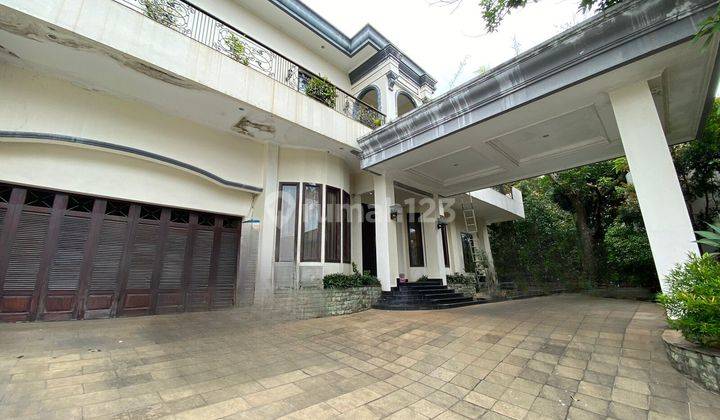 Rumah Super Luas Semi Furnished Dengan Kolam Renang di Cinere 1