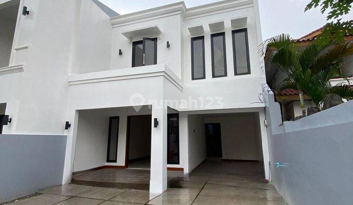 Rumah Brand New Modern Classic Akses Mudah Ke Tol di Cinere 1