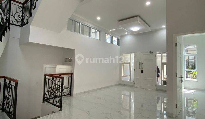 Rumah Baru Semi Furnished Desain Minimalis Modern di Jagakarsa 2