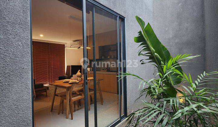 Rumah Minimalis Modern Dengan Rooftop di Pondok Pinang 2