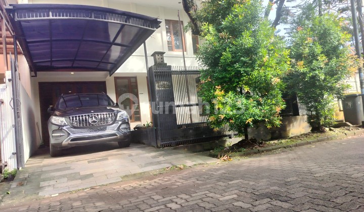 Rumah Terawat 2 Lantai di Lebak Bulus - Dekat MRT & Fasilitas Premium CTA: Rumah Terawat 2 Lantai di Lebak Bulus - Dekat MRT & Fasilitas Premium CTA: