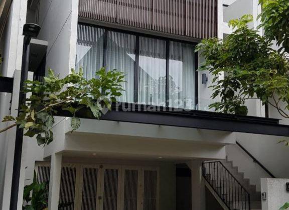 Brand New Rumah Cantik Elegan di Lokas Strategis Lebak Bulus 1