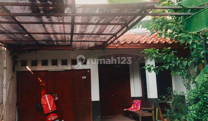 Rumah SHM Bangunan Split Level Harga Termurah di Menteng Jakpus 1