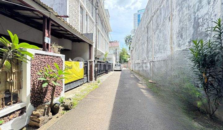 For Sale House Right Next To SCBD Exactly