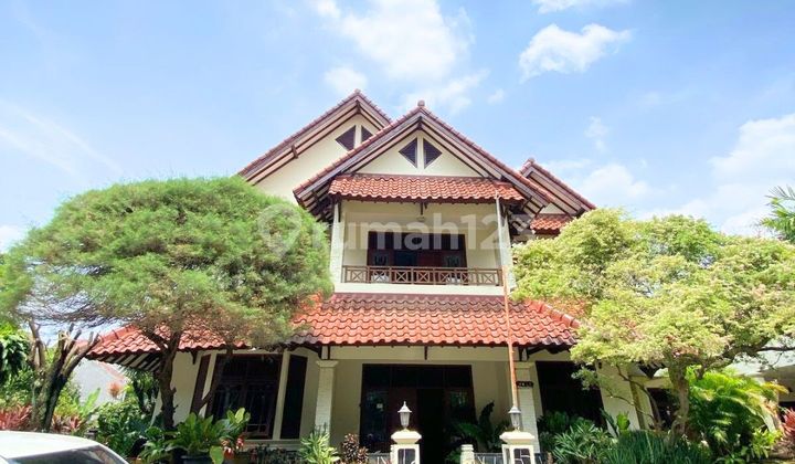 Rumah Megah dengan Parkir Luas di Cimanggis – Bebas Banjir & Dekat Tol Rumah Megah dengan Parkir Luas di Cimanggis – Bebas Banjir & Dekat Tol