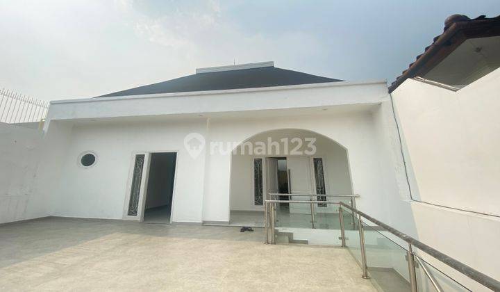 Disewaka. Rumah  Baru Modern Di Mega Cinere 1