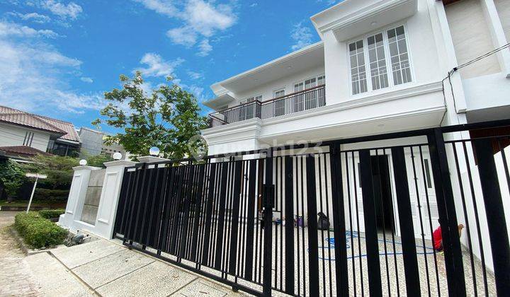 Rumah baru classic di komplek Lebak Bulus  2