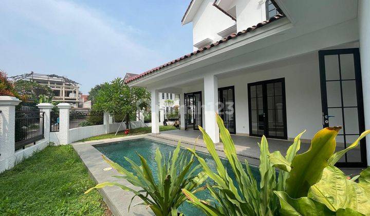 Rumah cantik modern di Lebak Bulus  1