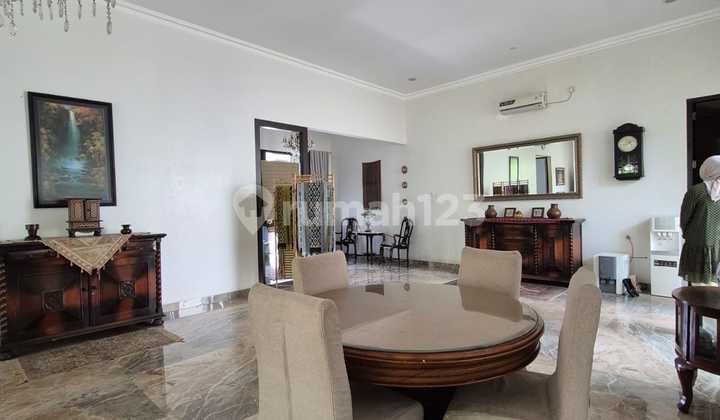 Rumah Dalam Komplek Elit Cinere 2