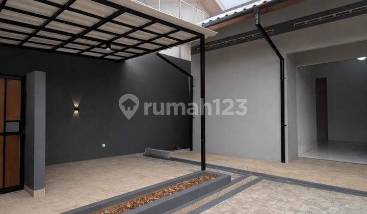 Rumah Baru Dalam Komplek Lebak Bulus