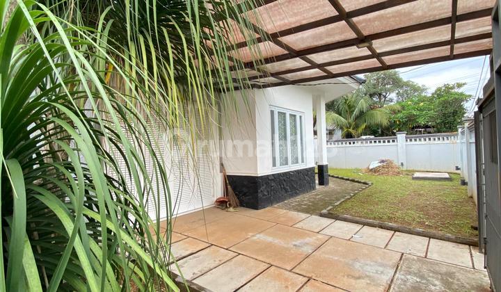 A comfortable house in Graha Cinere A comfortable house in Graha Cinere