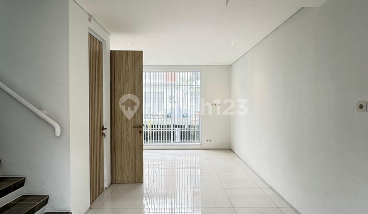 Modern Japanese concept house in Cinere 2