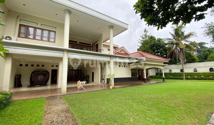 Dijual Rumah Mewah Lahan Super Luas di Pesona Khayangan.