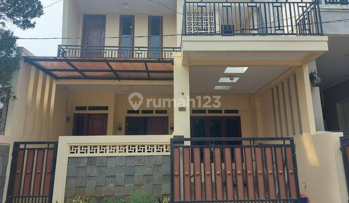 Rumah Minimalis di Cinere 2 Lantai 1M an Atap Baja Ringan 1