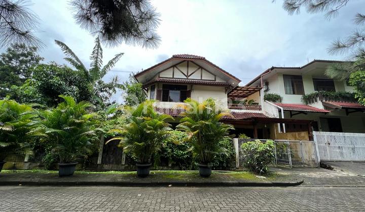Rumah Asri Terawat Dengan Halaman Super Luas Di Villa Cinere Mas. 2