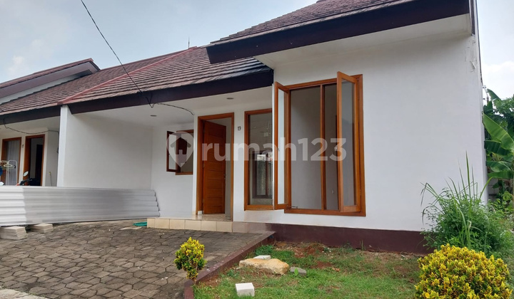 Rumah Minimalis Bangunan Baru Luas 157m2 Siap Huni 1