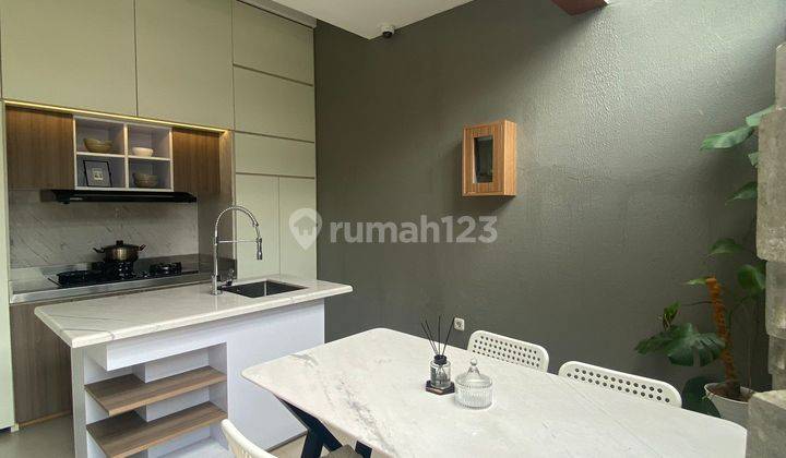 Rumah Furnished 2 Lantai Bagus di Cinangka 1