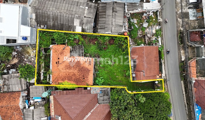 Tanah Lokasi Pinggir Jalan Raya, Luas 630 M2 di Cinere