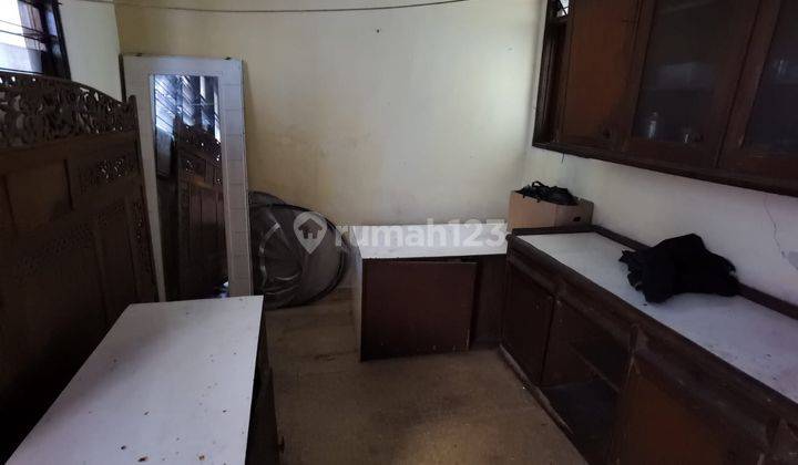 Rumah Halaman Luas Garasi Carport Luas Lokasi Bagus Di Ciledug 4