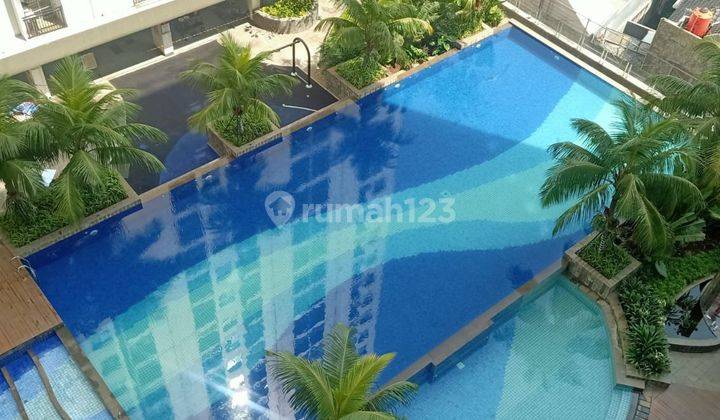 Apartemen Full Furnished View Kolam Renang di Cinere Resort Harga Menarik  2